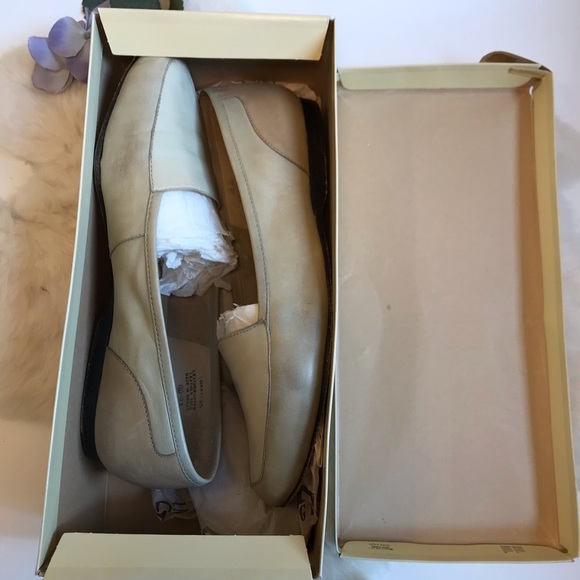Vintage Leather Flats 8M Tan Taupe square toe - Picture 10 of 12